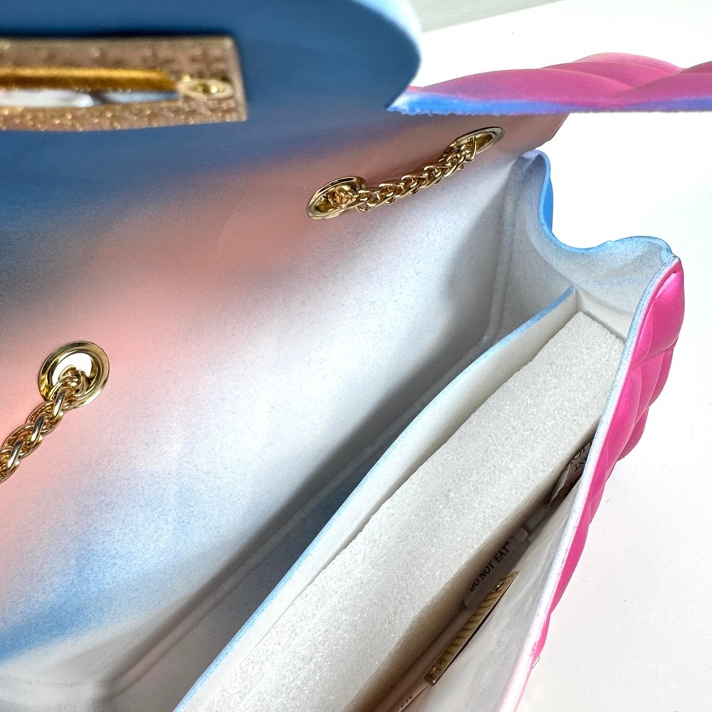 Gradient Quilted Chain Crossbody Bag Pastel Pink Blue NWT - Picture 6 of 6